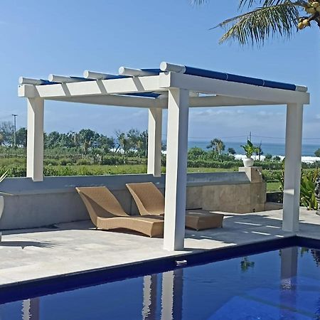 Aparthotel Medewi Manor Airsatang Esterno foto