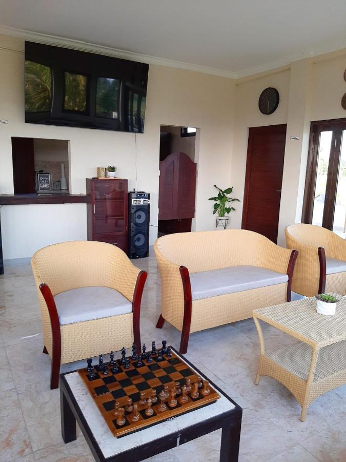 Aparthotel Medewi Manor Airsatang Esterno foto