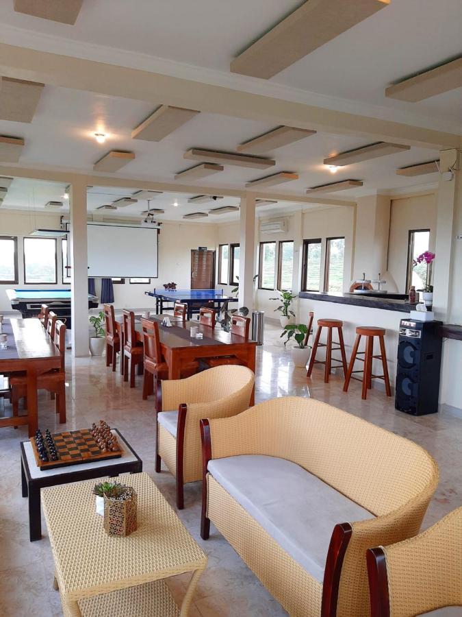 Aparthotel Medewi Manor Airsatang Esterno foto