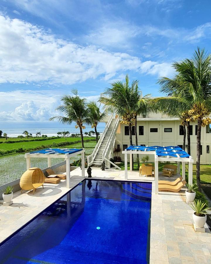 Aparthotel Medewi Manor Airsatang Esterno foto