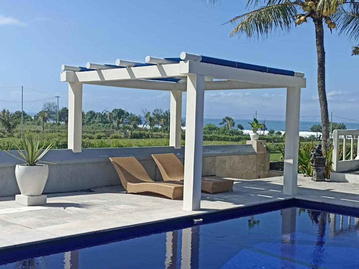 Aparthotel Medewi Manor Airsatang Esterno foto