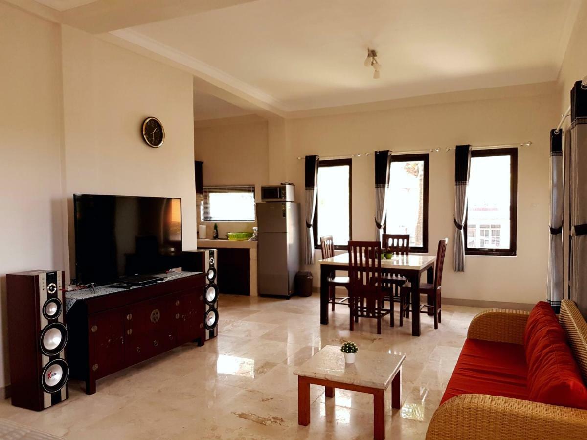 Aparthotel Medewi Manor Airsatang Esterno foto